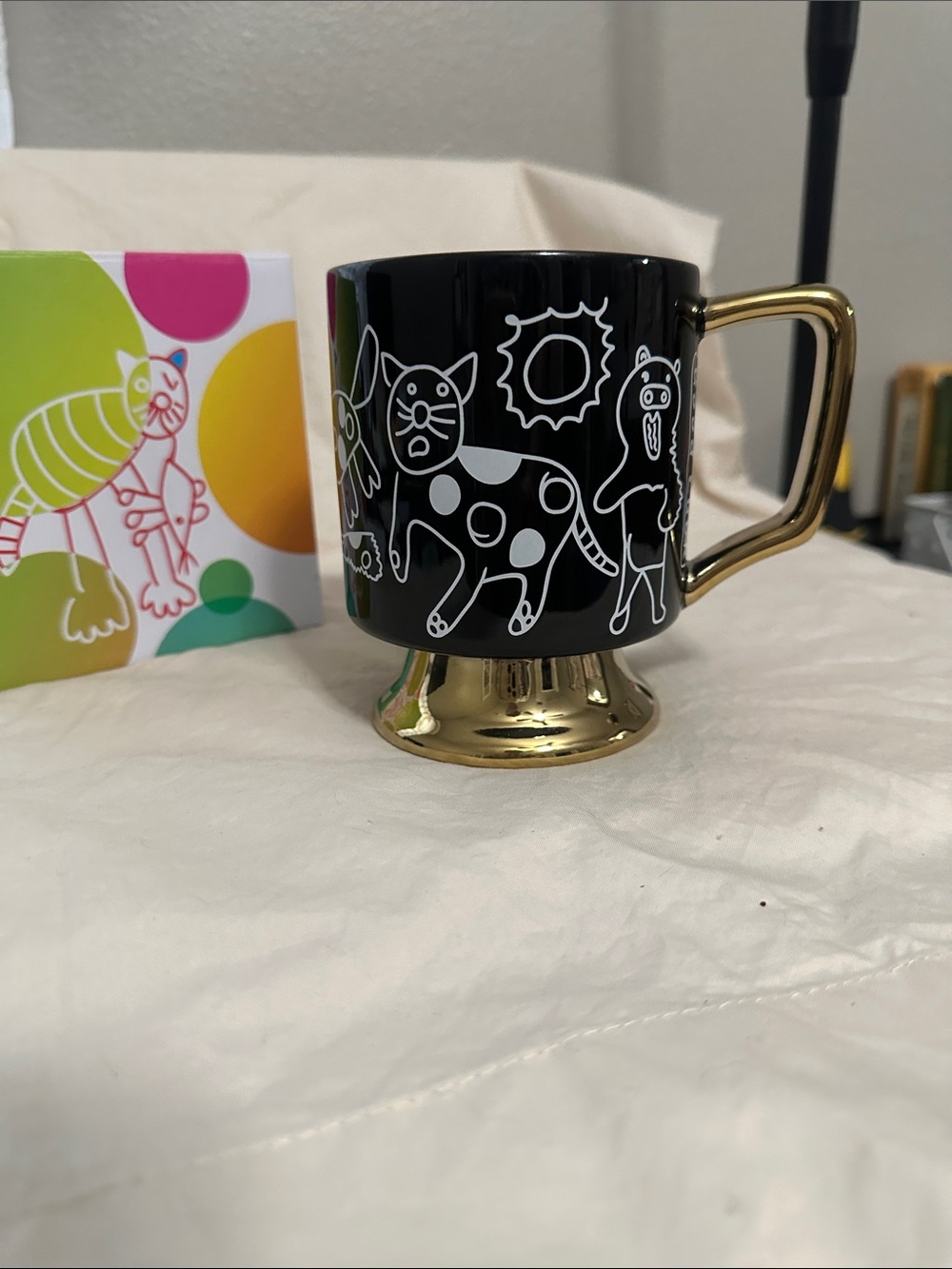 Black and Gold Pedestal Ceramic Mug with Whimsical White Cats NWT